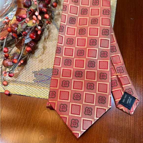 Silk Jos.A.Banks Autumn Tie - Picture 4 of 4